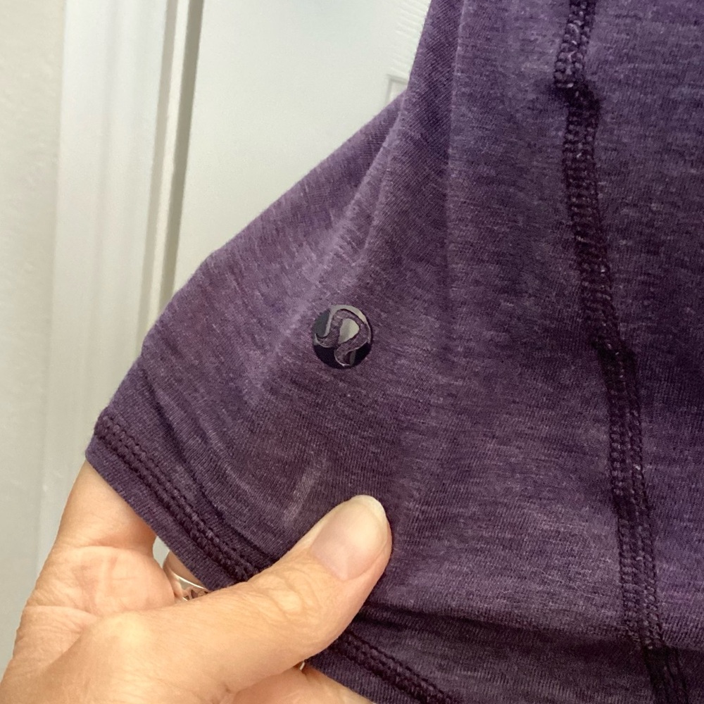 \Lululemon\ Torque Tank - Picture 16 of 16